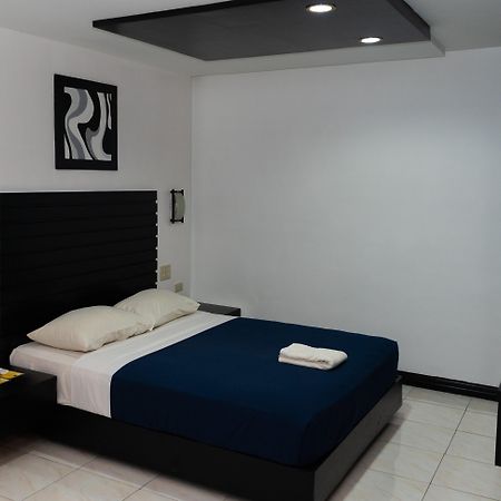 Davao Royal Suites And Residences Dış mekan fotoğraf